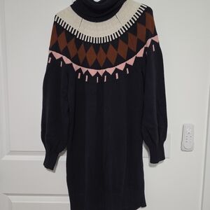 Geometric Patterned Sweater Dress